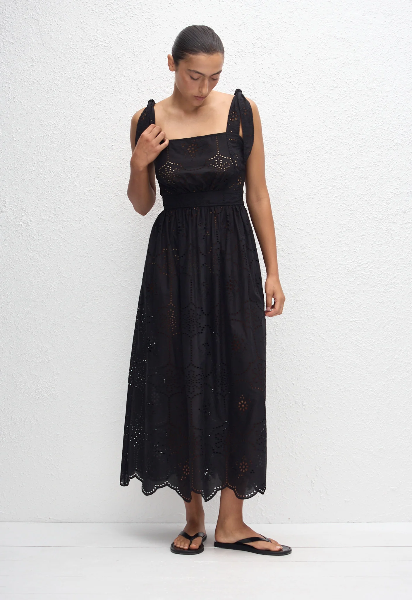 Broderie Apron Midi Dress - Black - Image 2