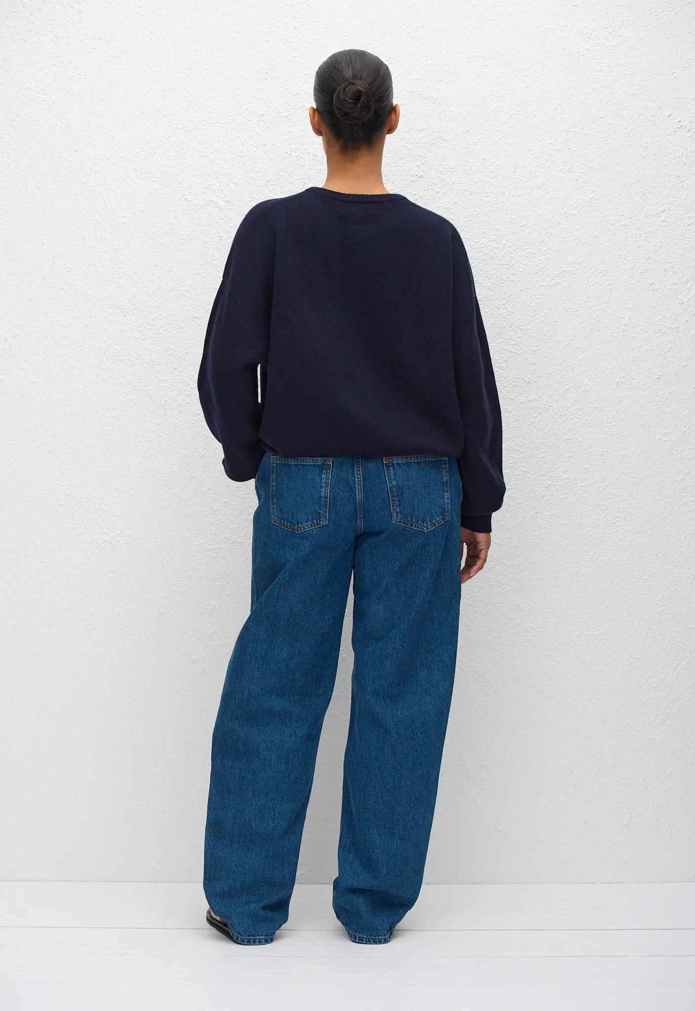 Cashmere Crew Sweater - Navy - Image 3