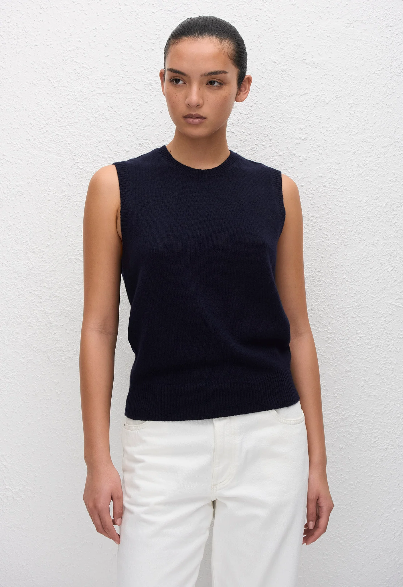 Cashmere Crew Vest - Navy
