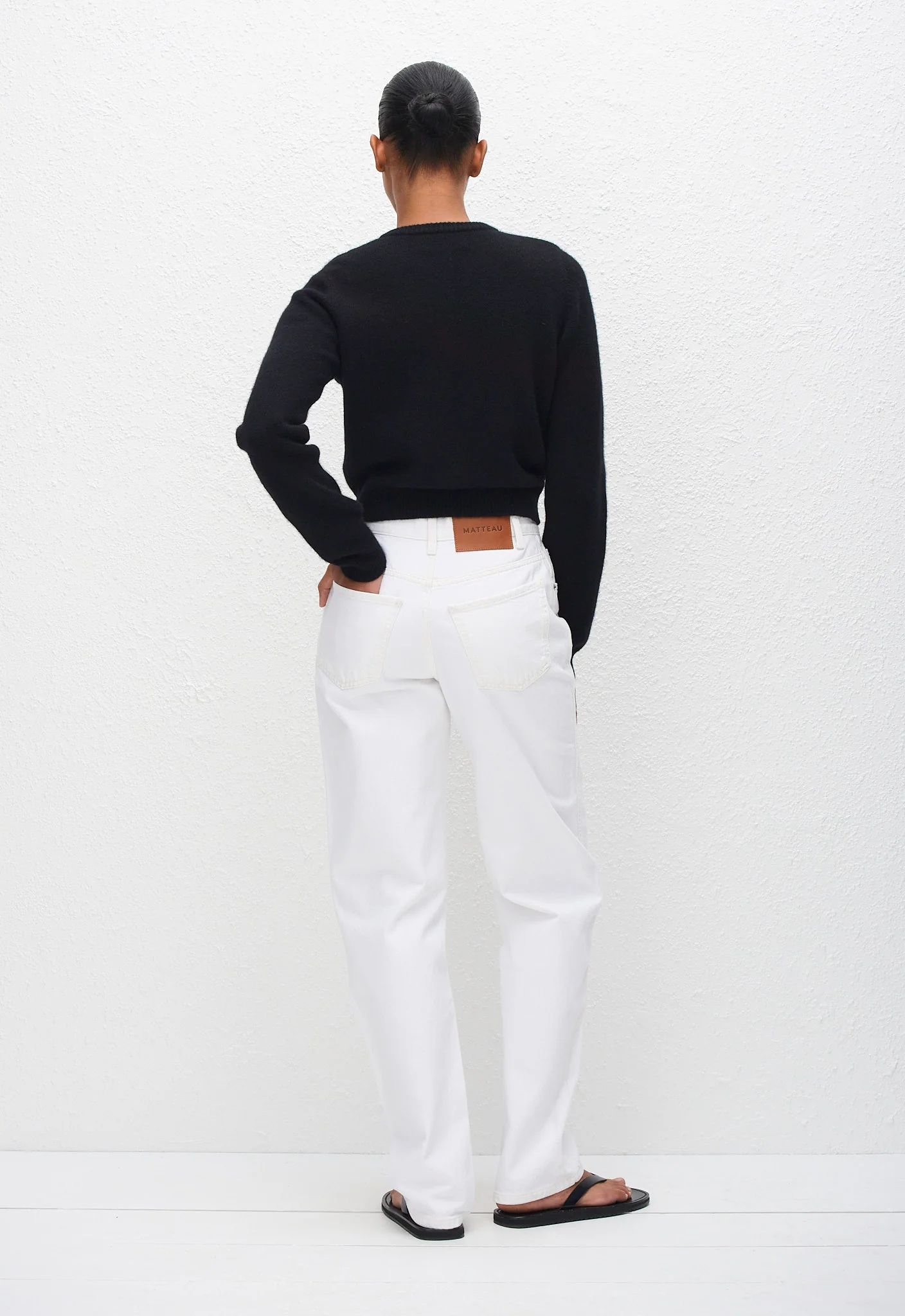 Cashmere Crew Cardigan - Black - Image 4