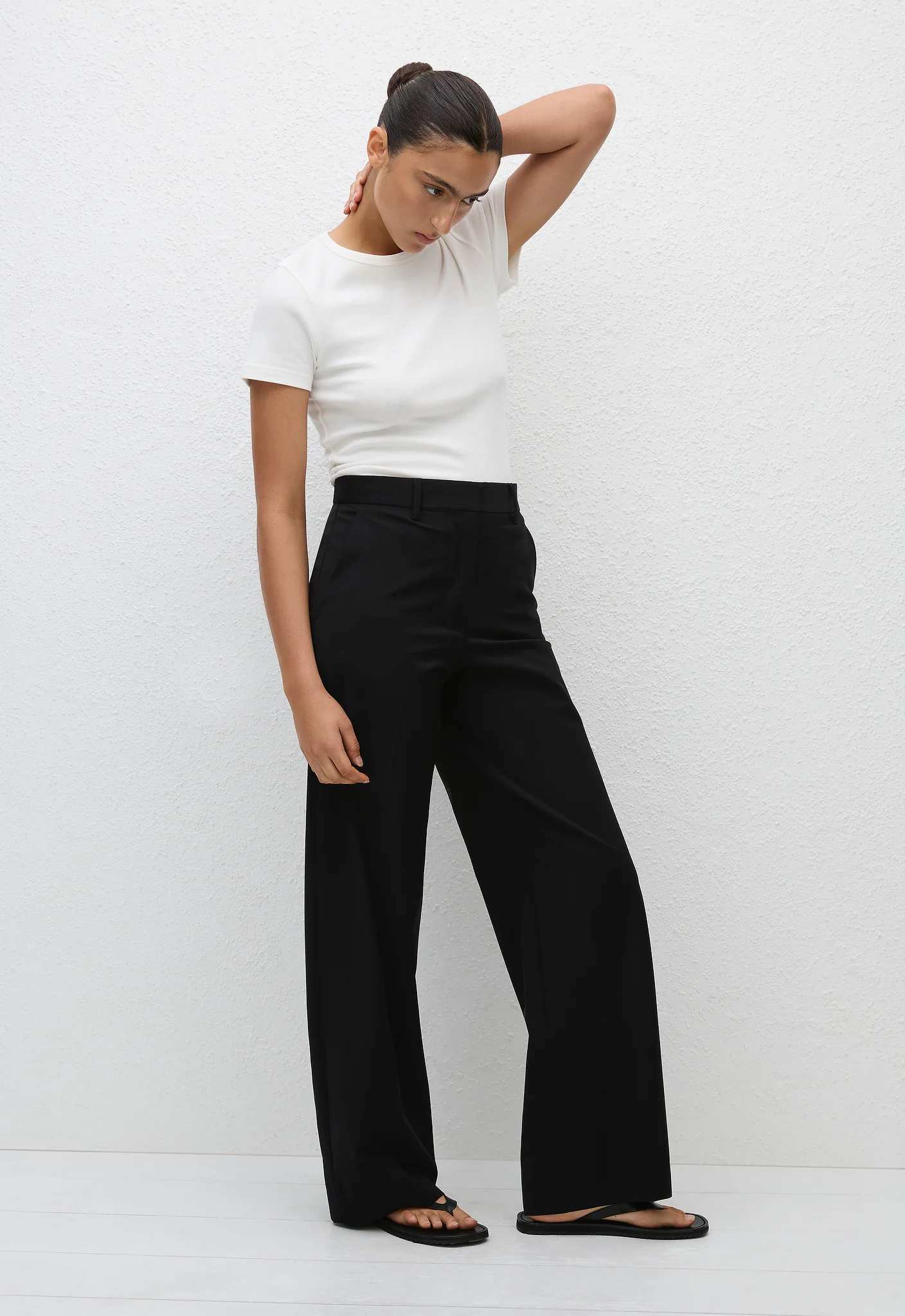 Relaxed Tailored Trouser - Black - Image 3