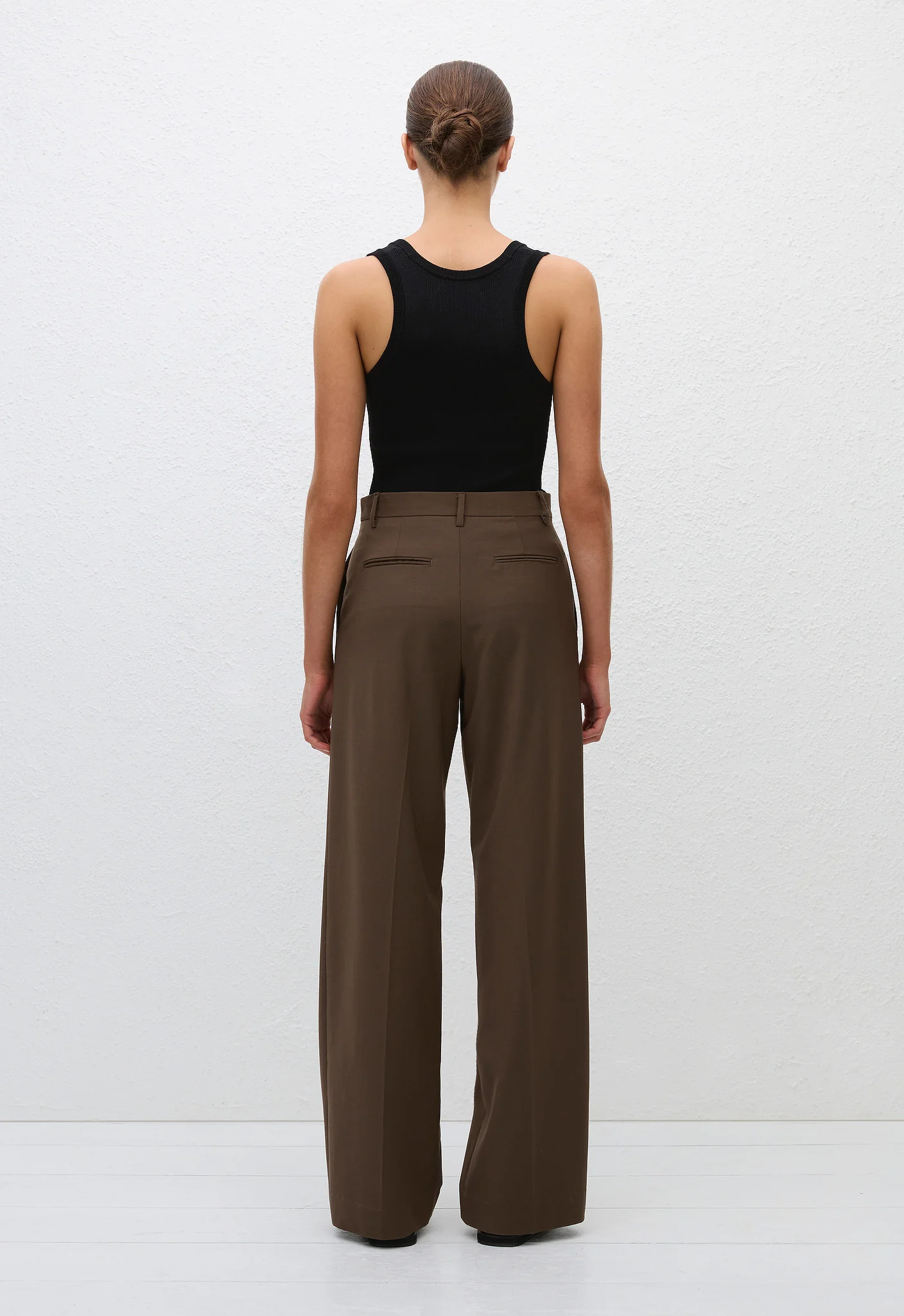 Relaxed Tailored Trouser - Coffee - Image 3