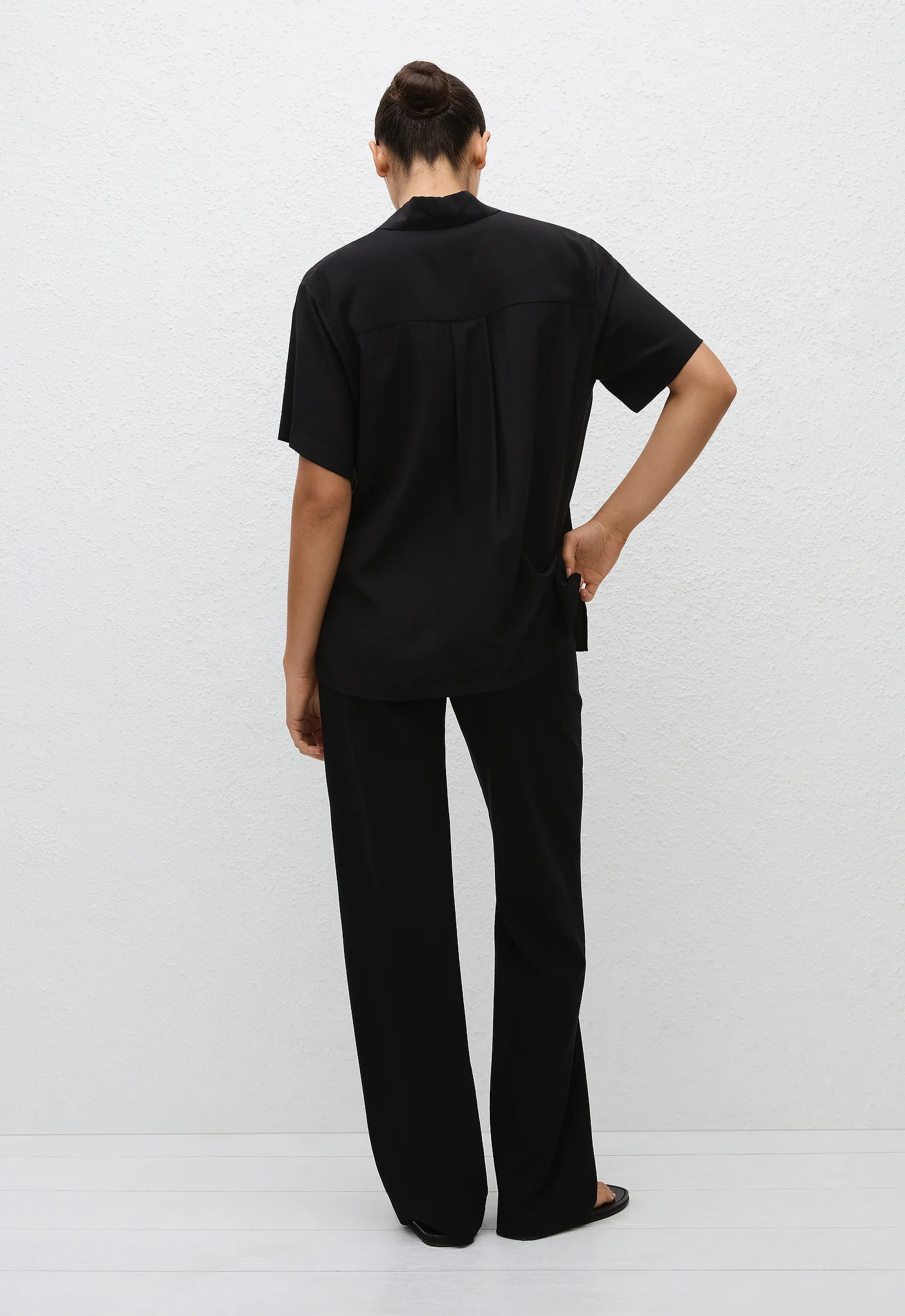 Short Sleeve Shirt - Black - Image 3